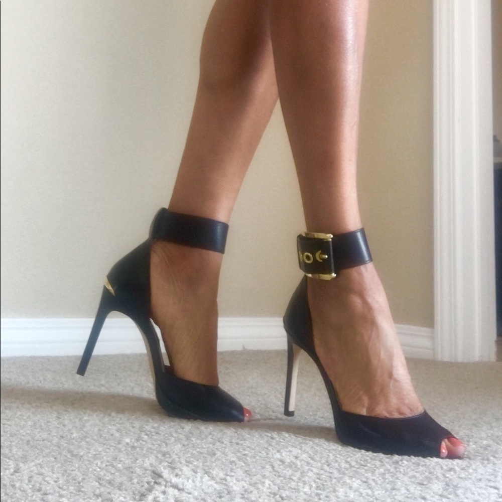 Michael Kors Women’s Shoes - Picture 7 of 8